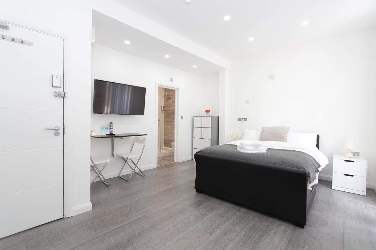 Bluegreen Suites Edgware Esterno foto