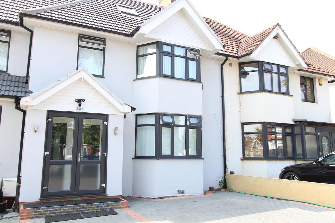 Bluegreen Suites Edgware Esterno foto
